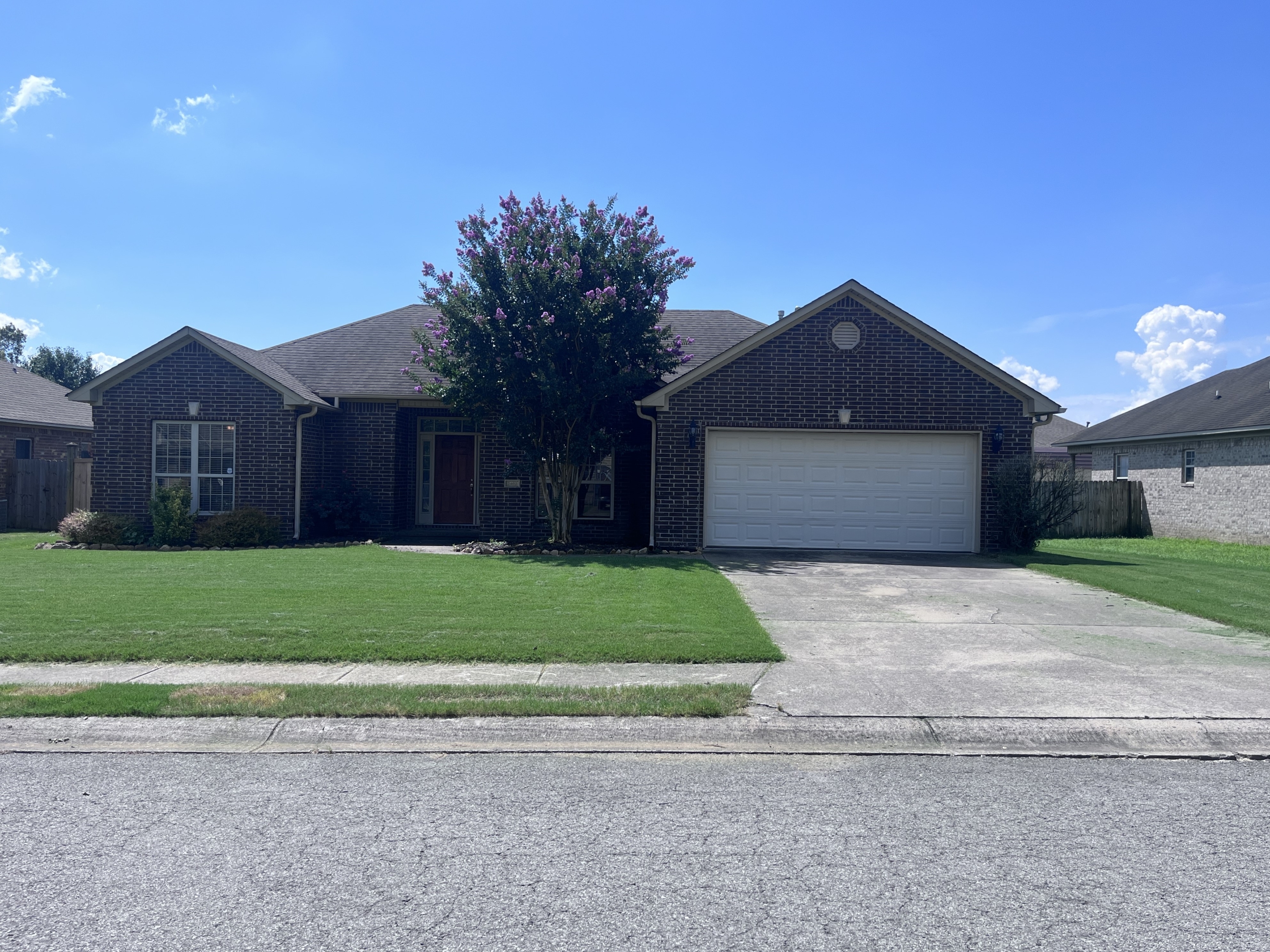 2402 Lancashire Lane