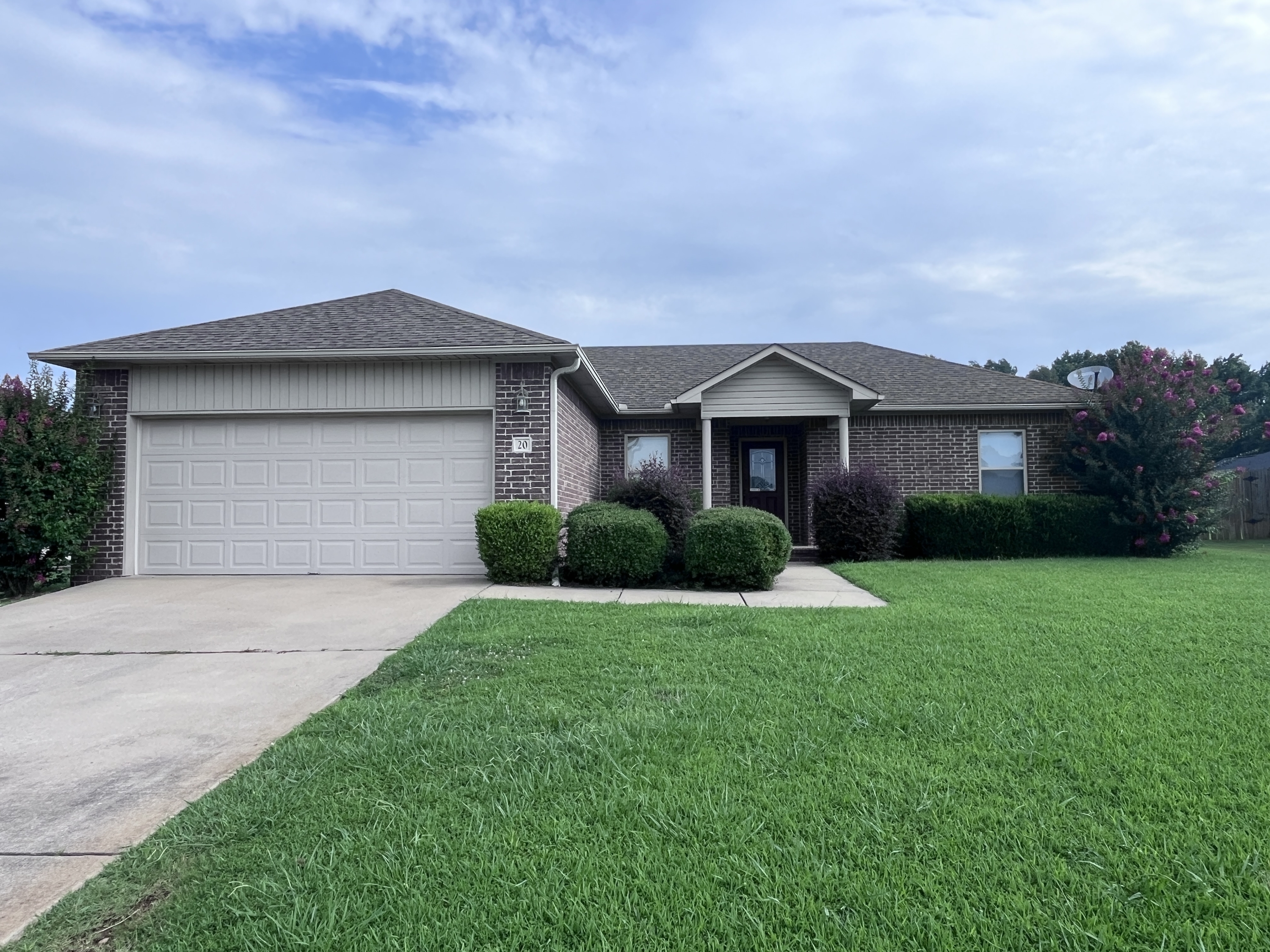 20 Magnolia Lane